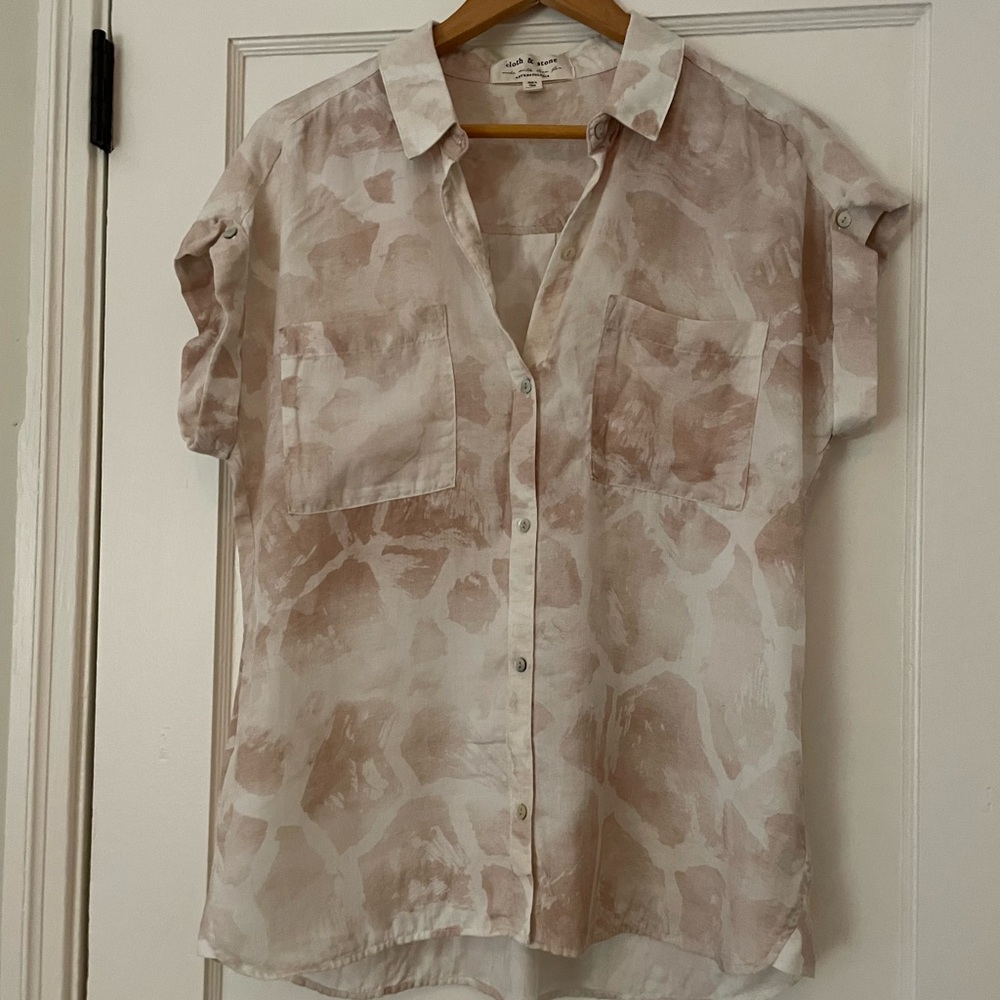 Anthropologie Beige Patterned Button-Up Blouse